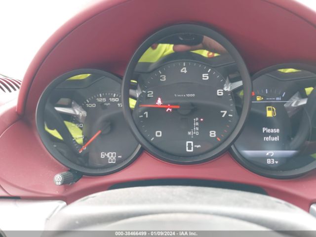 2022 PORSCHE 718 BOXSTER WP0CA2A8XNS205623 Photo 6