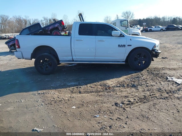 RAM 1500 Night Quad Cab 4x4 6'4 Box 2017 1C6RR7HT6HS716901 Image 13