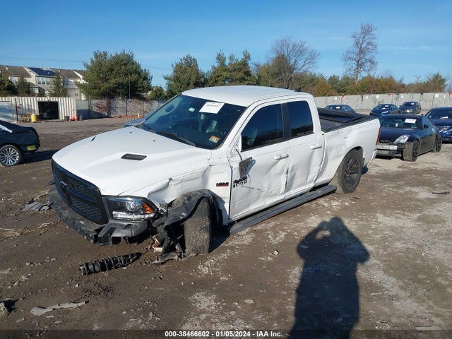 RAM 1500 Night Quad Cab 4x4 6'4 Box 2017 1C6RR7HT6HS716901 Image 2