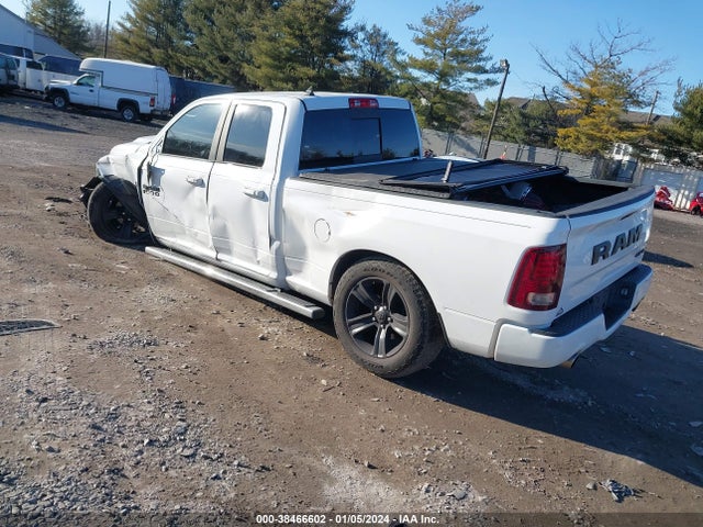 RAM 1500 Night Quad Cab 4x4 6'4 Box 2017 1C6RR7HT6HS716901 Image 3
