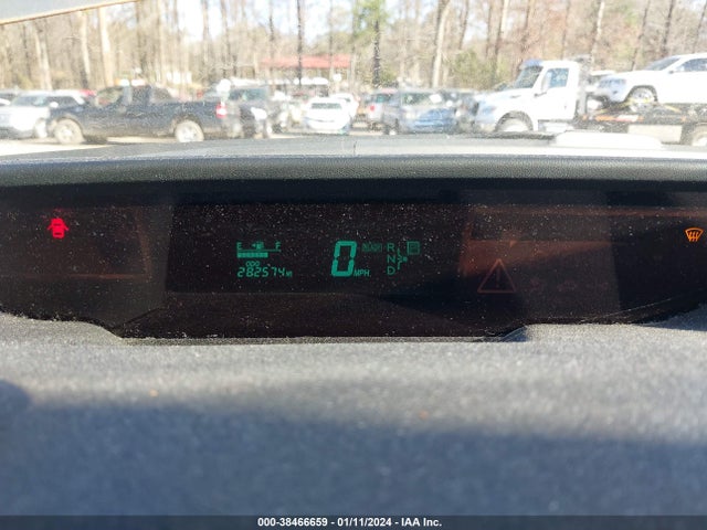 2004 TOYOTA PRIUS VIN: JTDKB20U140037694