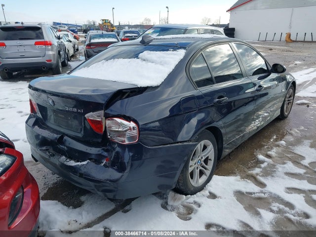 2008 BMW 328XI VIN: WBAVC93518K040108