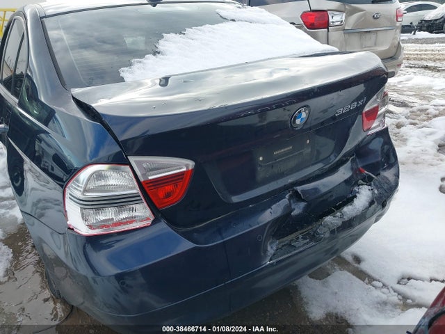 2008 BMW 328XI VIN: WBAVC93518K040108