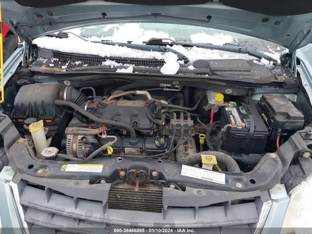 2008 CHRYSLER TOWN & COUNTRY LX VIN: 2A8HR44H78R604199