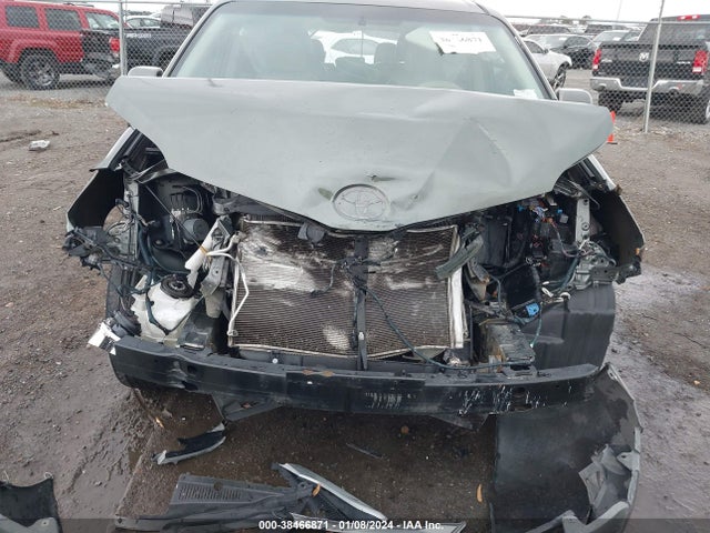 Toyota Sienna Le V6 8 Passenger 2014 5TDKK3DC4ES431633 Image 6
