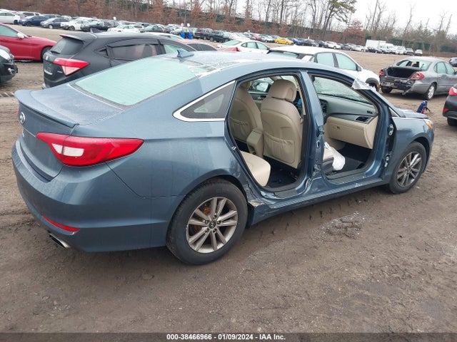 2016 HYUNDAI SONATA SE VIN: 5NPE24AFXGH310289