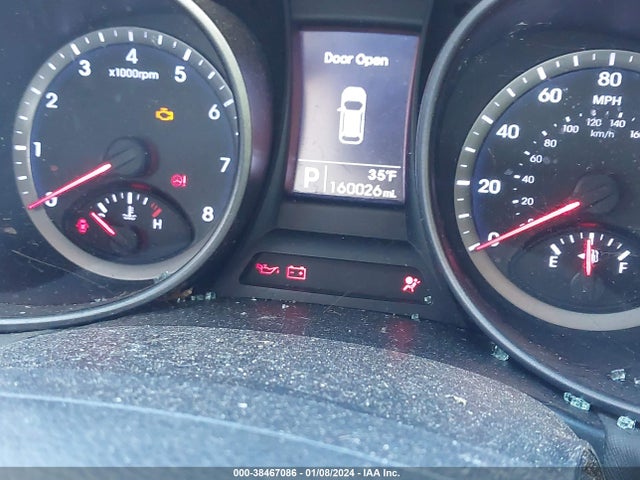 2014 HYUNDAI SANTA FE SPORT 2.4L VIN: 5XYZT3LB1EG148656