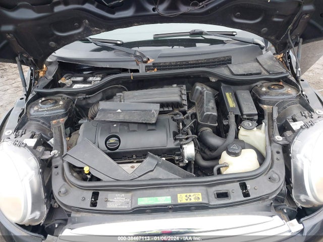 2008 MINI COOPER WMWMF33518TT63021 Photo 9