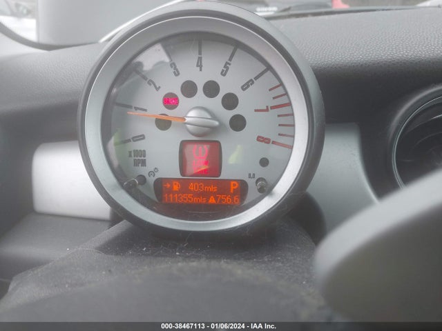2008 MINI COOPER WMWMF33518TT63021 Photo 6