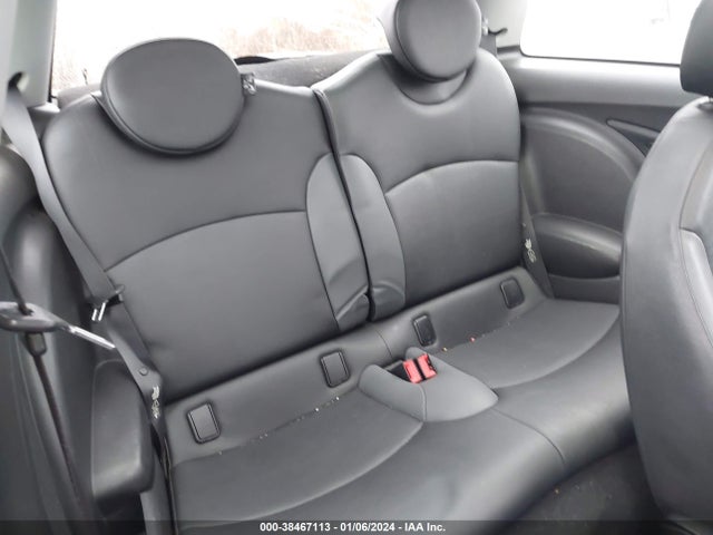 2008 MINI COOPER WMWMF33518TT63021 Photo 7