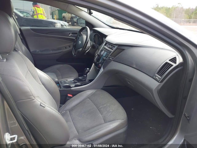 2013 HYUNDAI SONATA SE VIN: 5NPEC4AC1DH608275