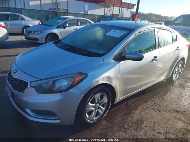 KIA FORTE LX 2015 KNAFK4A64F5304696 Image 2