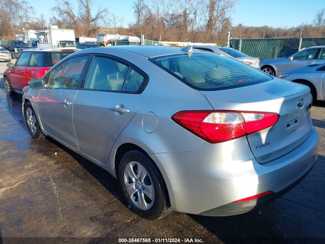 KIA FORTE LX 2015 KNAFK4A64F5304696 Image 3