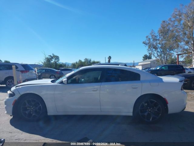 2C3CDXHG5JH125797 Dodge Charger Sxt Plus Rwd
