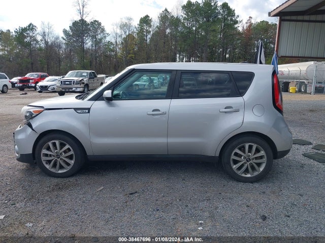 KIA SOUL + 2018 KNDJP3A57J7572607 Image 14