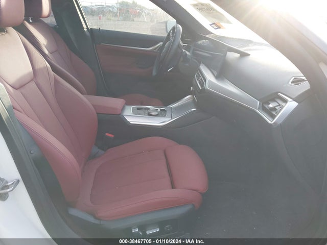 BMW 4 Series M440i 2024 WBA63AW01RFR65469 Image 5