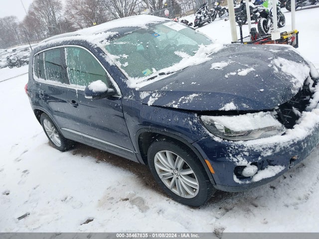 2016 WVGAV7AX9GW610380 main image