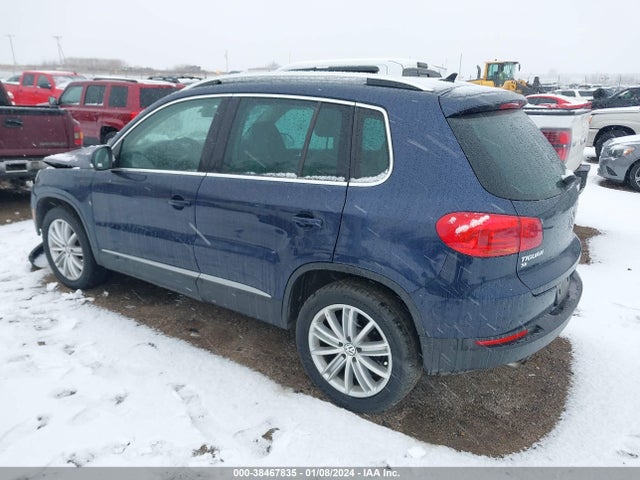 Volkswagen TIGUAN SE 2016 WVGAV7AX9GW610380 Image 3