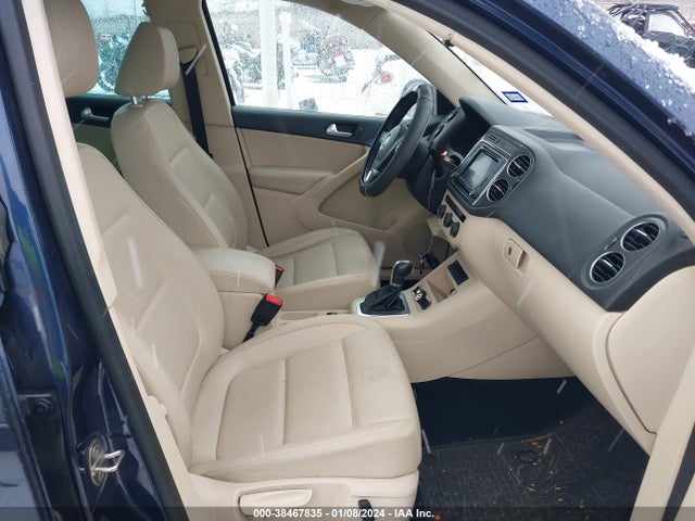 Volkswagen TIGUAN SE 2016 WVGAV7AX9GW610380 Image 5