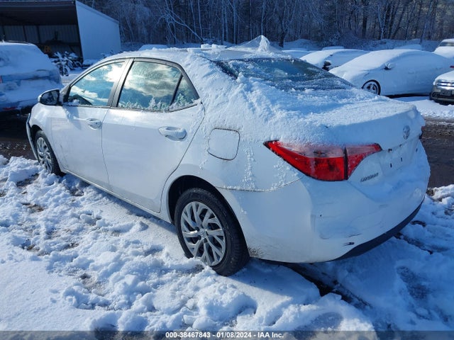 Toyota COROLLA LE 2018 2T1BURHE0JC986333 Image 3