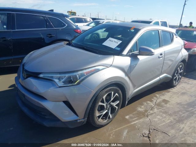 NMTKHMBX9JR043865 Toyota C-HR XLE