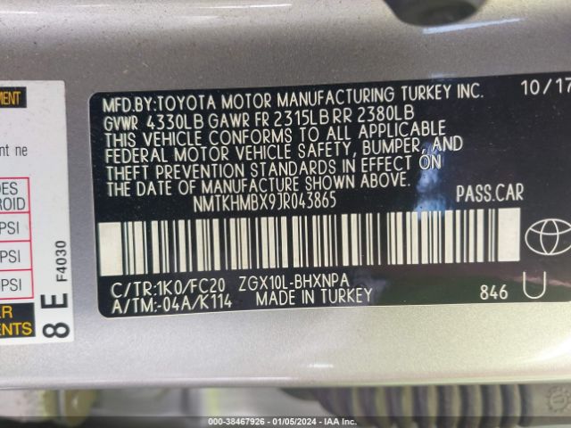 NMTKHMBX9JR043865 Toyota C-HR XLE