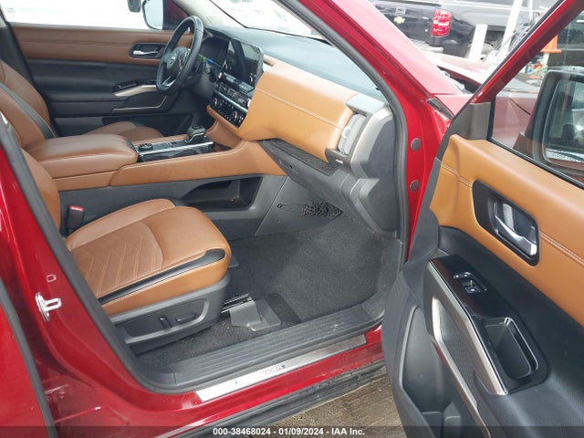 2022 Nissan Pathfinder Platinum 4wd მანქანა იყიდება აუქციონზე, vin: 5N1DR3DJ7NC263471, აუქციონის ნომერი: 38468024
