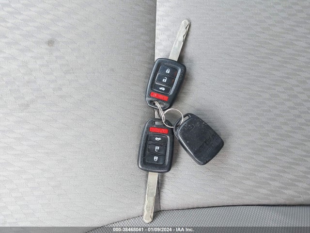 2014 HONDA CIVIC LX VIN: 2HGFB2F50EH540147