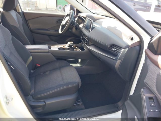 5N1AT3AA6MC838506 Nissan Rogue S Fwd