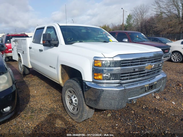 2018 1GB1KUEG3JF132572 main image