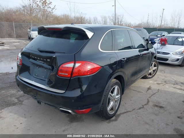 2014 PORSCHE CAYENNE WP1AA2A22ELA90897 Photo 3