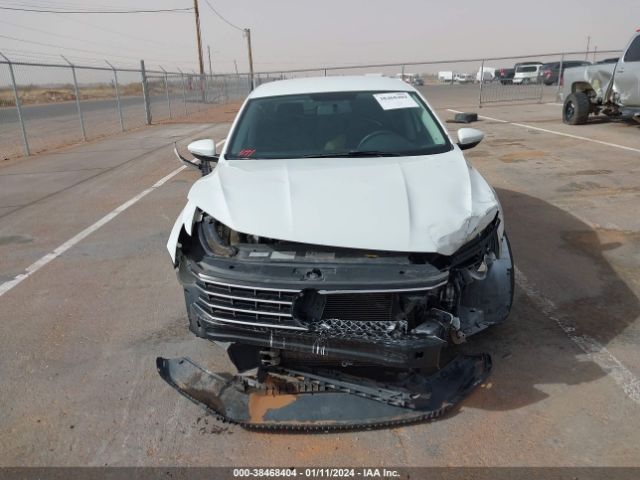 1VWAA7A34JC004004 Volkswagen Passat 2.0t R-line/2.0t S