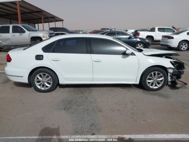 1VWAA7A34JC004004 Volkswagen Passat 2.0t R-line/2.0t S