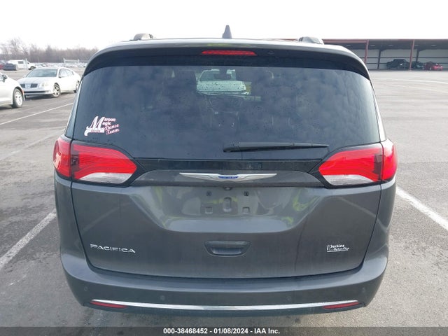 2C4RC1BG5JR175334 Chrysler Pacifica Touring L