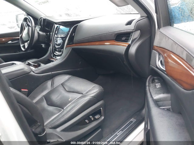 1GYS4HKJXJR356982 Cadillac Escalade Esv Luxury