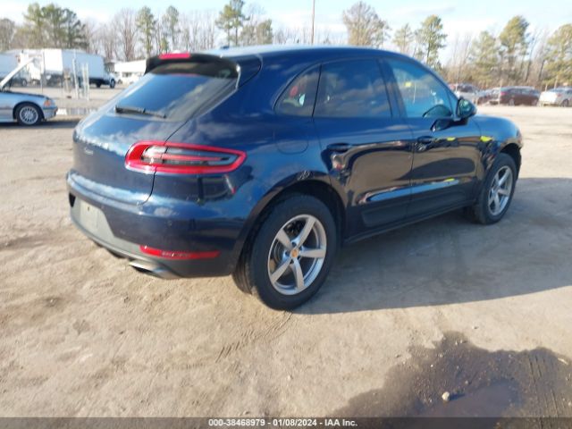 2018 PORSCHE MACAN WP1AA2A50JLB02694 Photo 3
