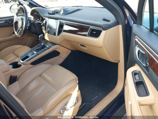 2018 PORSCHE MACAN WP1AA2A50JLB02694 Photo 4