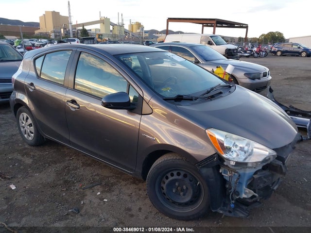 Toyota PRIUS C 2014 JTDKDTB36E1563044 Image 14