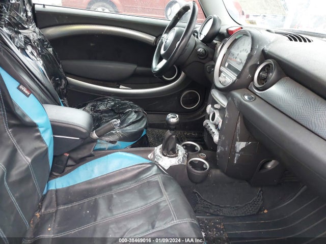 2007 MINI COOPER S WMWMF73577TL87717 Photo 4