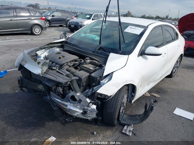 KIA Forte Lxs 2020 3KPF24AD6LE257088 Image 2