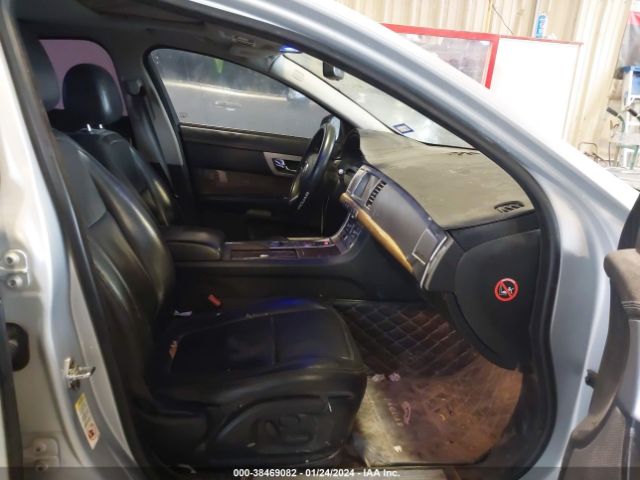 2009 JAGUAR XF SAJWA07C791R03715 Photo 4
