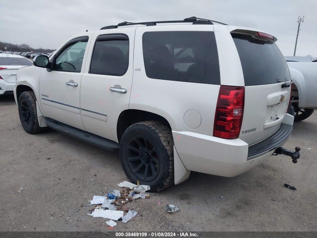38469109 :رقم المزاد ، 1GNSKCE00BR384672 vin ، 2011 Chevrolet Tahoe Ltz مزاد بيع