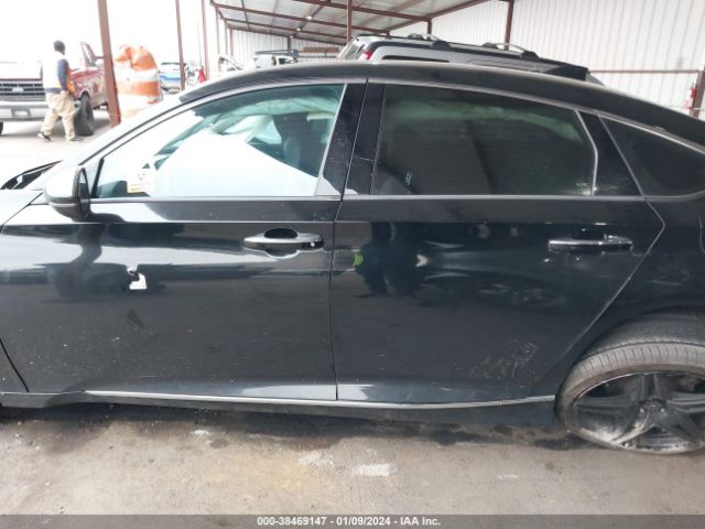 1HGCV2F97KA024309 Honda Accord Touring 2.0t