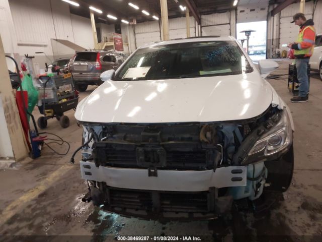 1G4ZP5SZ4JU136617 Buick Lacrosse Essence