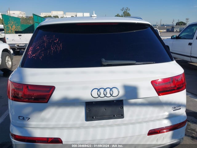 Audi Q7 3.0t Premium 2017 WA1LAAF72HD000214 Image 17