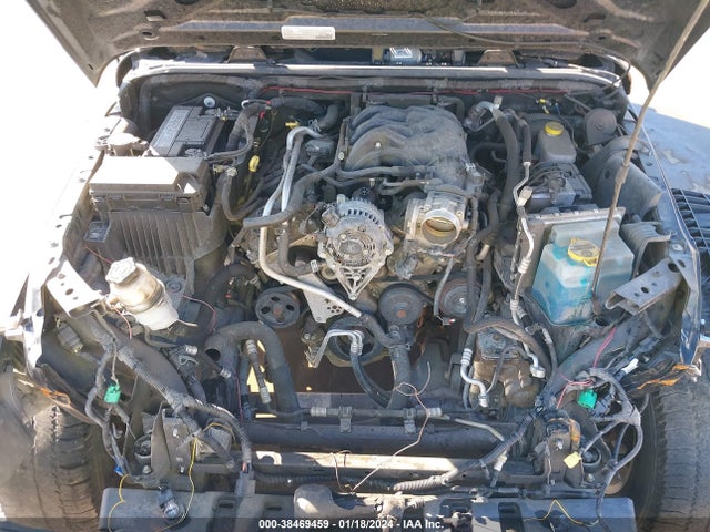 1C4HJWDG2JL927608 Jeep Wrangler Jk Unlimited Sport S 4x4