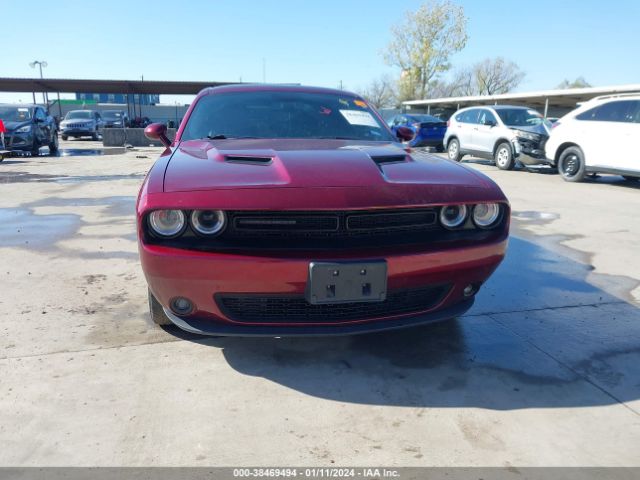 2C3CDZAGXJH270873 Dodge Challenger Sxt Plus