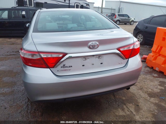 Toyota CAMRY LE 2016 4T4BF1FKXGR545567 Image 16