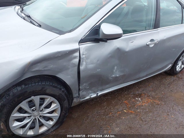 Toyota CAMRY LE 2016 4T4BF1FKXGR545567 Image 6