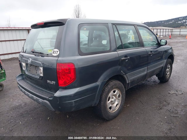 2005 HONDA PILOT LX VIN: 2HKYF18105H573608